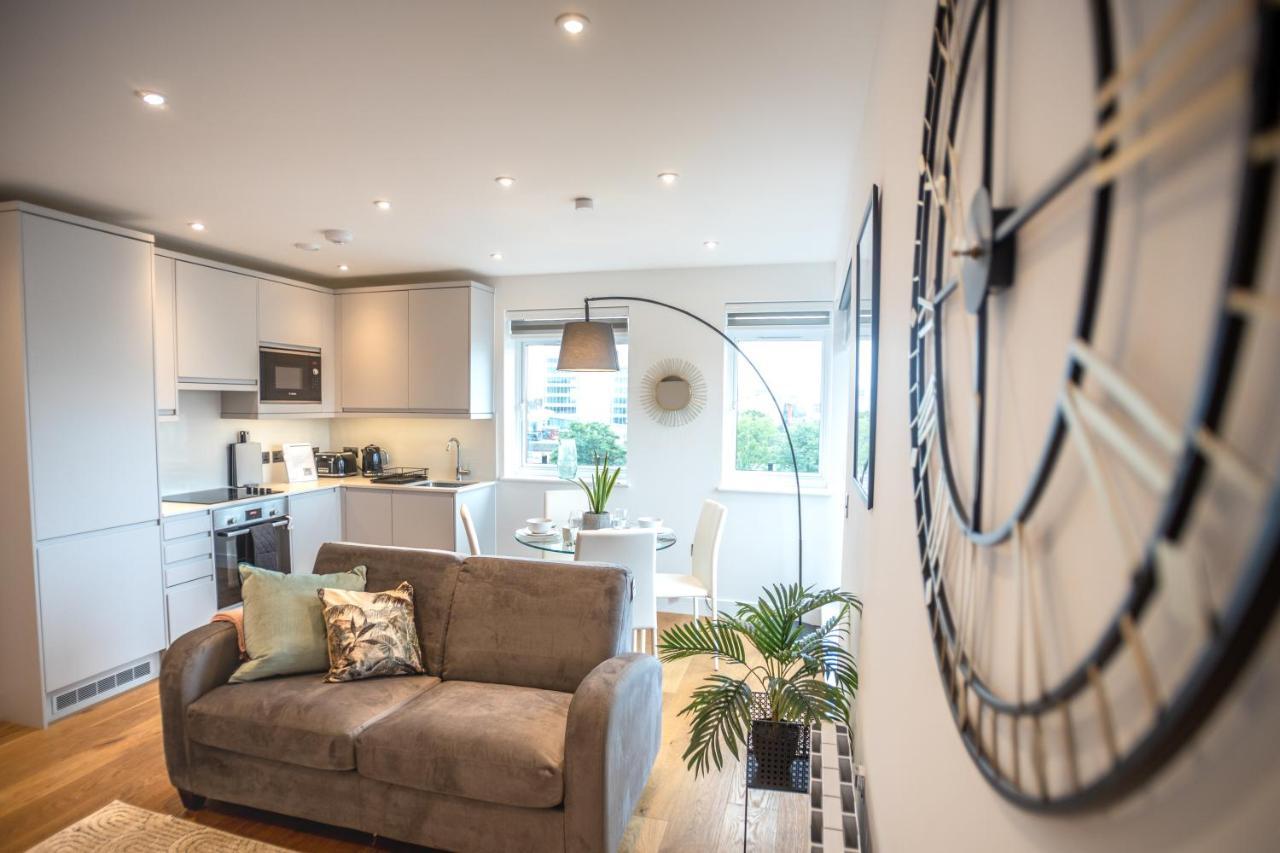Вілла Deluxe Chic 1 2 Bed Apts Near Heathrow Legoland Windsor Слау Екстер'єр фото