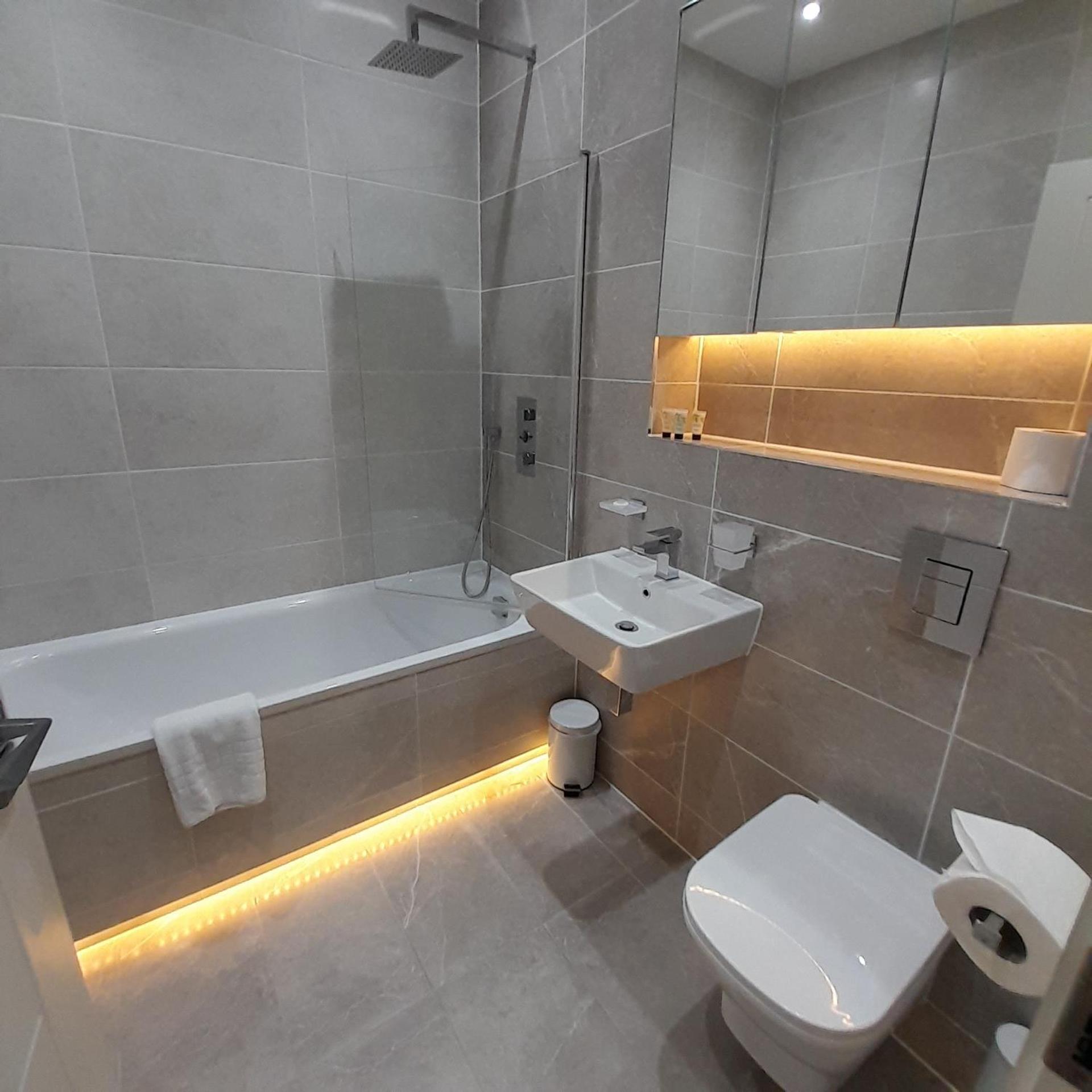 Вілла Deluxe Chic 1 2 Bed Apts Near Heathrow Legoland Windsor Слау Екстер'єр фото
